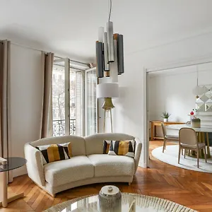 Apartment 2 Bedroom Luxurious Next To Arc De Triumphe