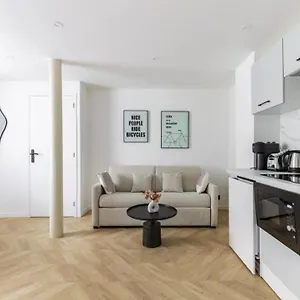 Chapelle/ordener : Magnifique 1br/4p París