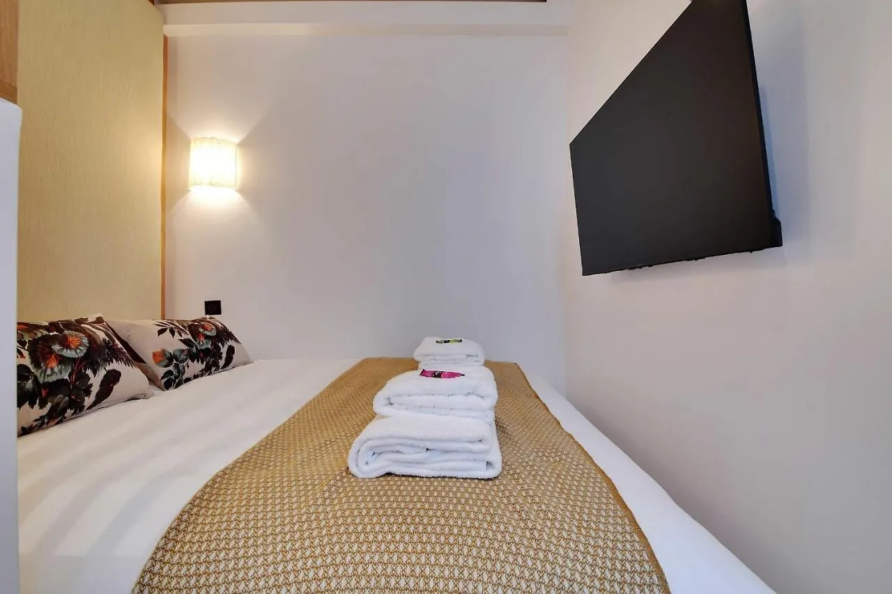 Dream Home Near Sacre Coeur Paris